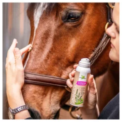 Loesdau Stallapotheke|Hundeapotheke<BENSE & EICKE SkinDoc