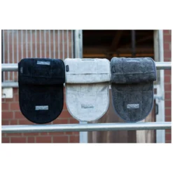 Loesdau Pferdeputzzeug<EQUINE-MICROTEC Wohlfühl- und Massagehandtuch Care