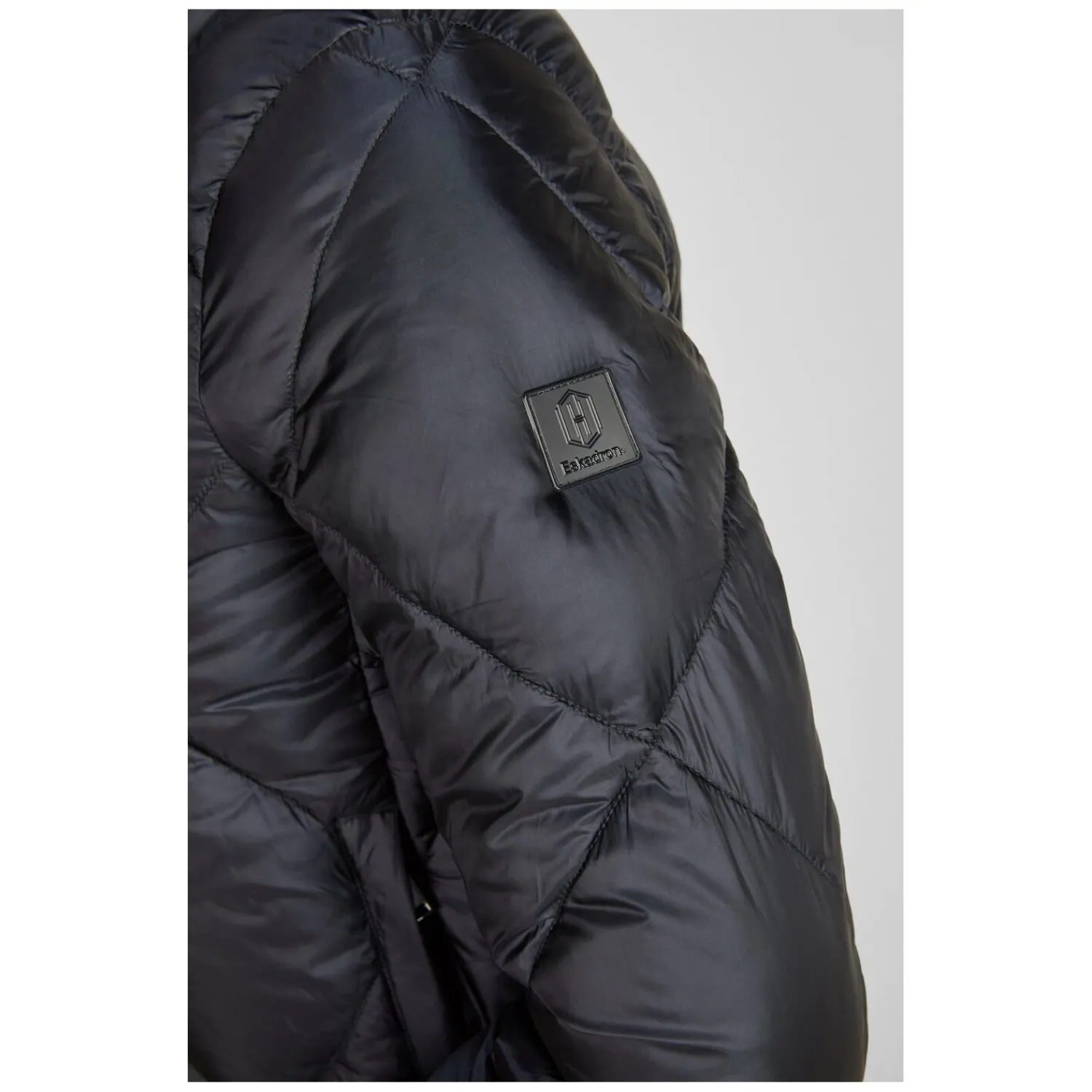 Damen ESKADRON Heritage Reitjacken<Steppjacke in Glanzoptik
