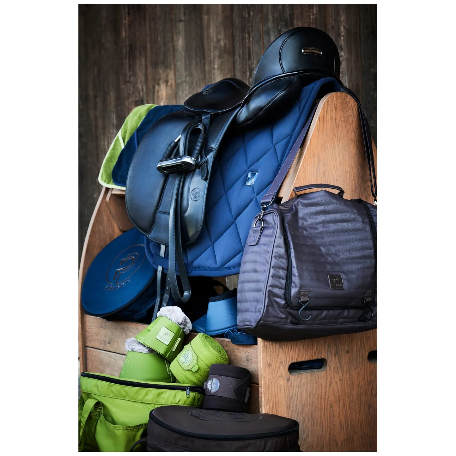 Loesdau Hufglocken<EKADRON Platinum Hufglocken oftlate Faux Fur