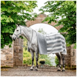 Loesdau Pferdedecken|Transportdecken<HORSEWARE Fleecedecke Newmarket Fleece